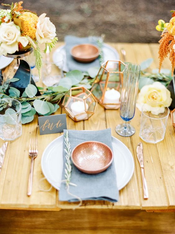 copper-slate-autumn-wedding-table-place-setting