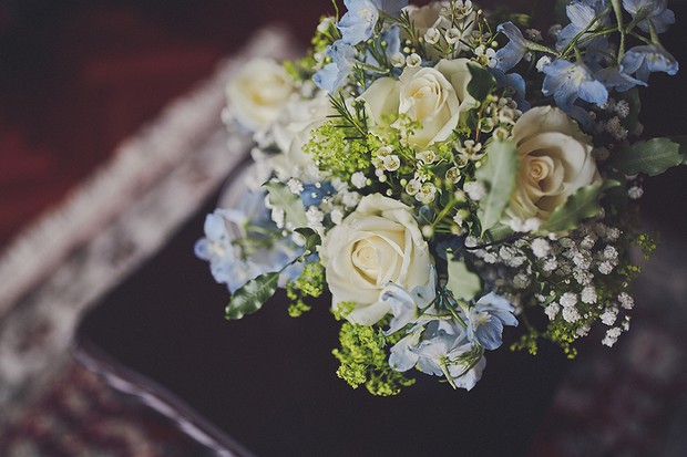 4-Wedding-Bouquet-Blue-yellow-pastel-DKPhoto-weddingsonline