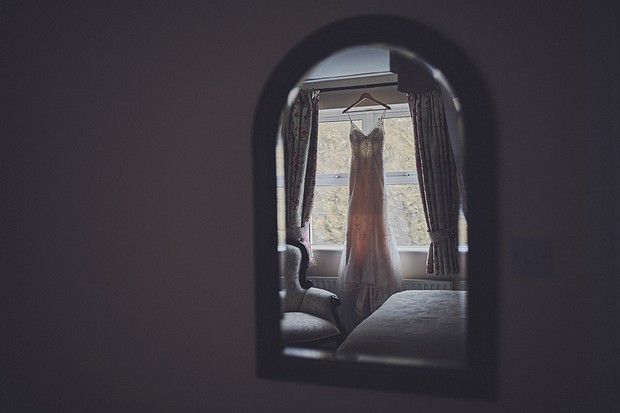 5-Hanging-Wedding-Dress-Reflection-Mirror-DKPhoto-weddingsonline