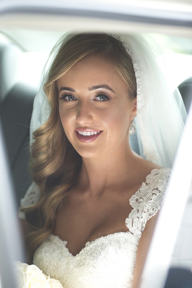 bride-in-car-on-way-to-the-church