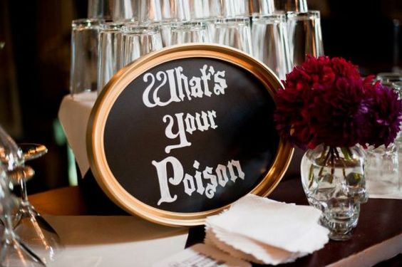 halloween-wedding-gothic-ideas-drinks-reception-poison