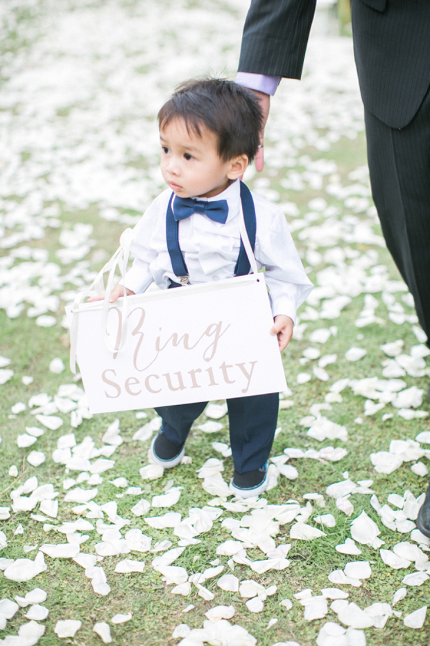 page-boy-ring-security-sign