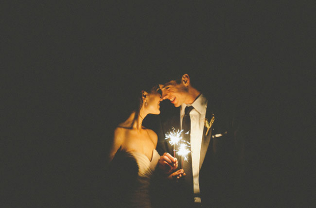 wedding-couple-with-sparklers