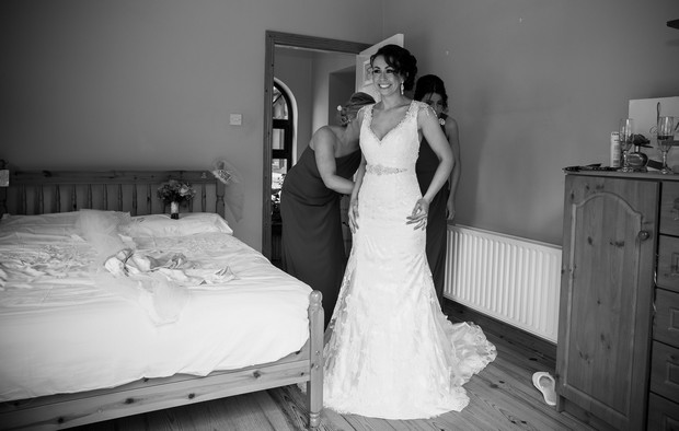 12-real-bride-getting-ready-dress-fitting-weddingsonline (3)