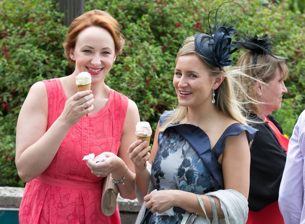 20-rockfield-ice-cream-real-wedding-ireland-hire-blog-weddingsonline (3)
