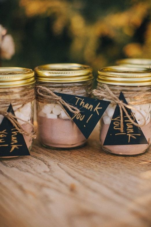 Winter-Wedding-Favours-DIY-Hot-Chocolate-Mason-Jars