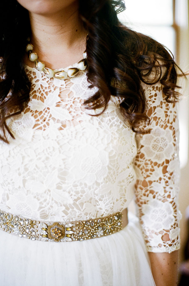 gold-embellished-bridal-belt