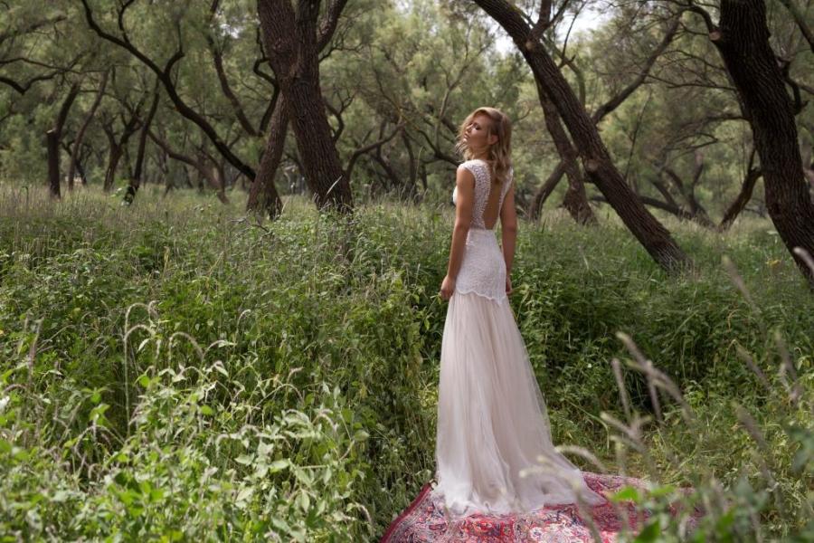 Limor-Rosen-2017-Collection-Eve-wedding-dress-back-weddingsonline
