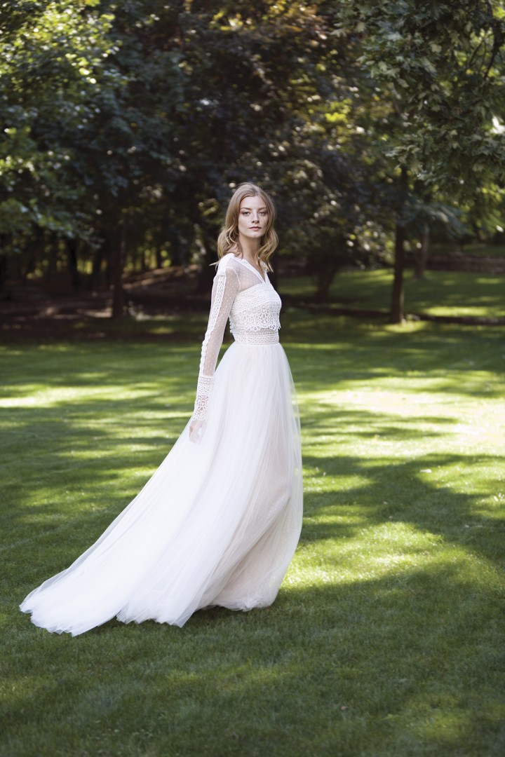 divine_atelier-long-sleeve-2017-wedding-dress