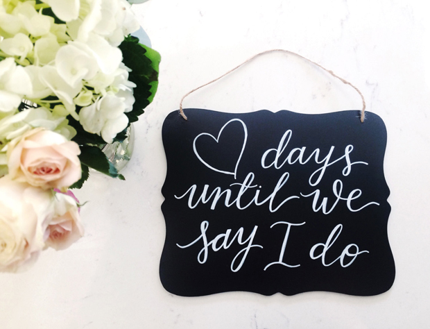 engagement-gift-wedding-countdown-sign