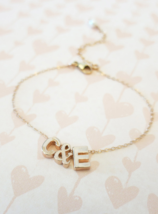 engagement-gifts-ampersand-necklace