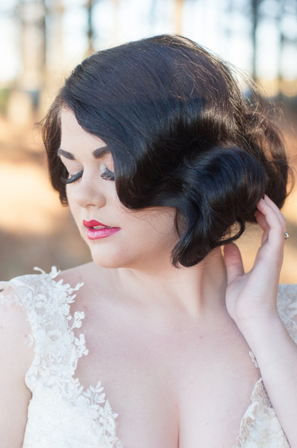 20 Sublime Wedding Hairstyles for Short Haired Brides | weddingsonline