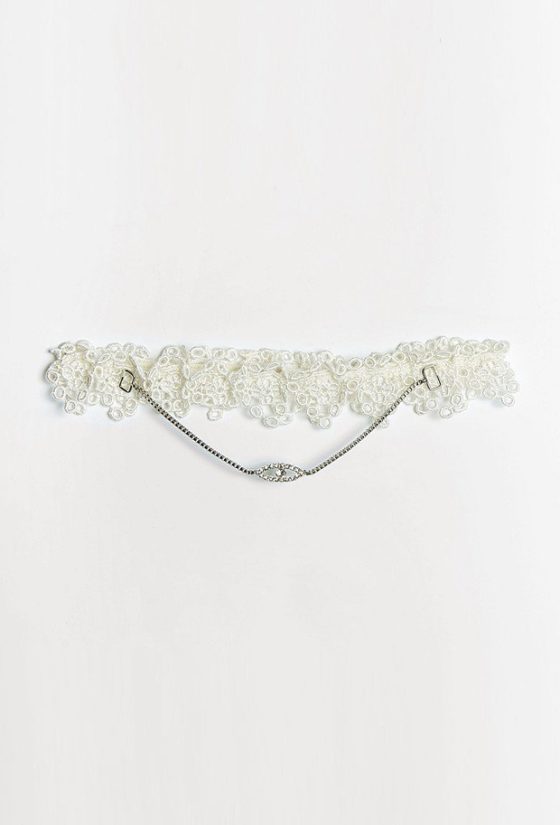 20 of the Most Gorgeous Garters for Brides | weddingsonline