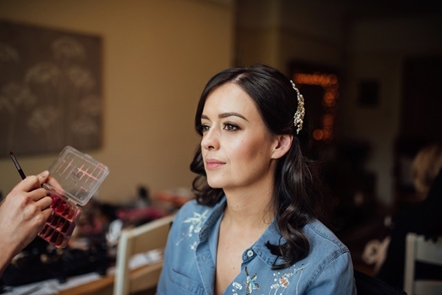 Ask the Experts: What Should I Bring to My Bridal Makeup Trial? |  weddingsonline