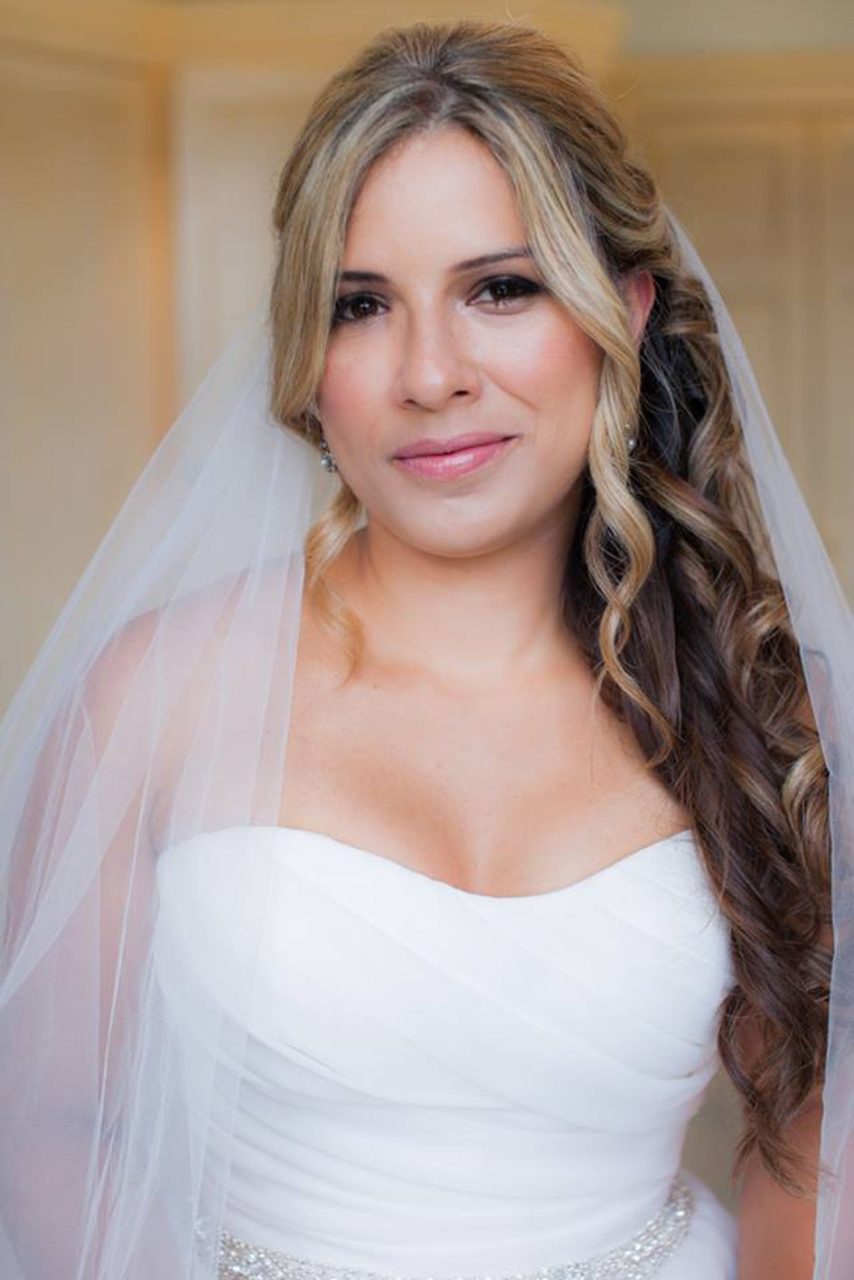 Ask the Experts: What Should I Bring to My Bridal Makeup Trial? |  weddingsonline