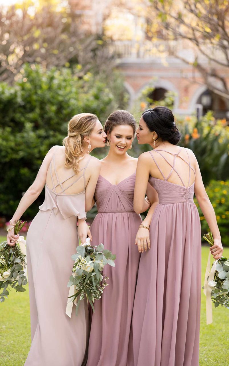 10 Beautiful Bridesmaid Dress Trends for 2018 Weddings | weddingsonline