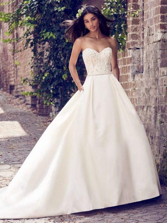 30 of the Most Beautiful Bridal Ball Gowns | weddingsonline