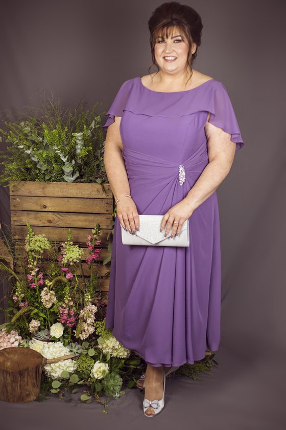 38 Stunning Mother of the Bride Dresses for Spring/Summer | weddingsonline