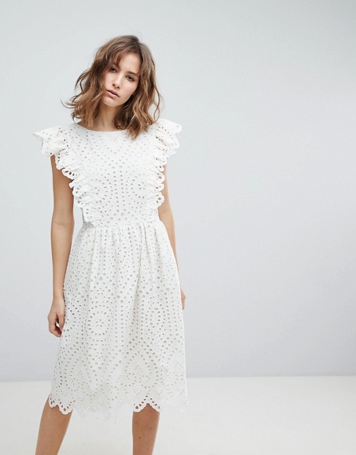 10 Pretty White Day After Dresses for Brides | weddingsonline