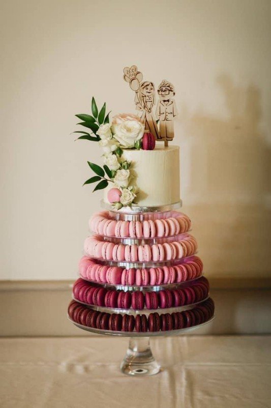 Winter wedding cakes