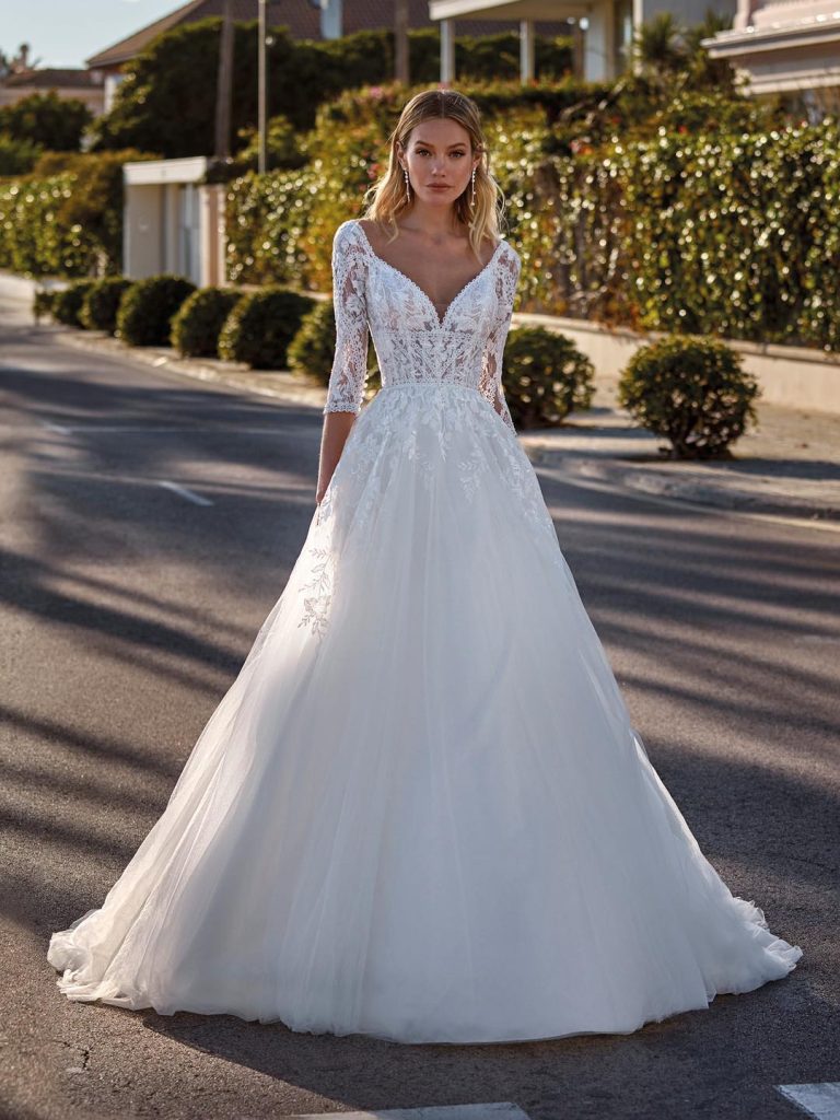 bridal gowns for 2023