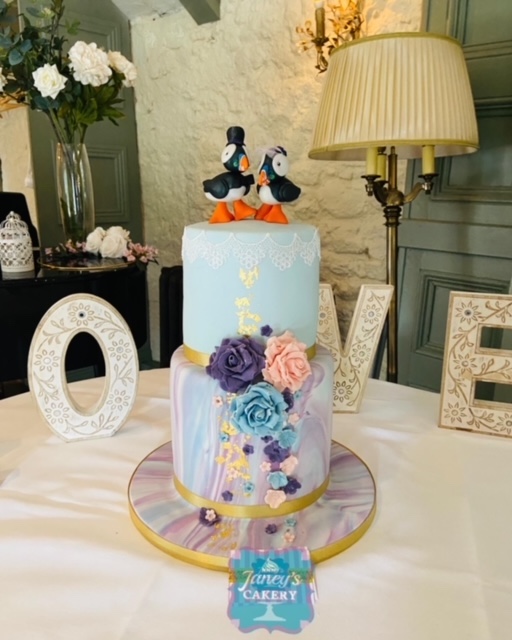 Two tier wedding cakes