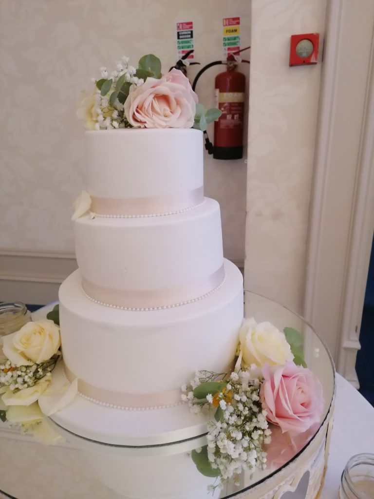 wedding cakeswedding cakes