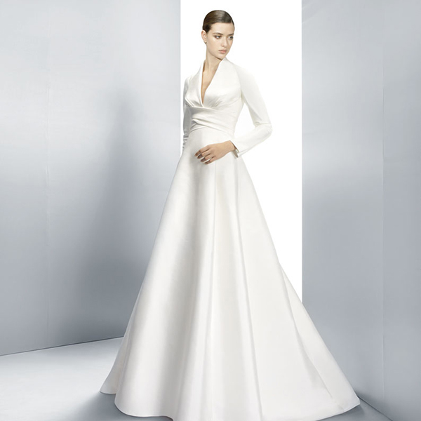 Jesus Peiro long sleeve wedding gown