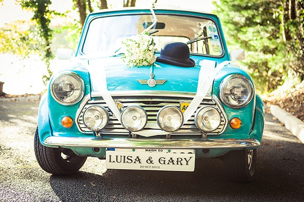 Luisa and Garys Mini wedding car