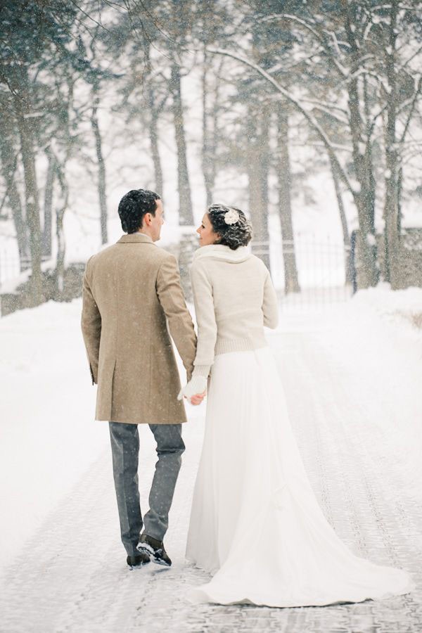 Bride and groom in the snow