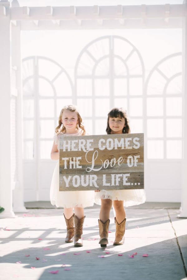 cute-flower-girls-signs-wedding-love-of-your-life