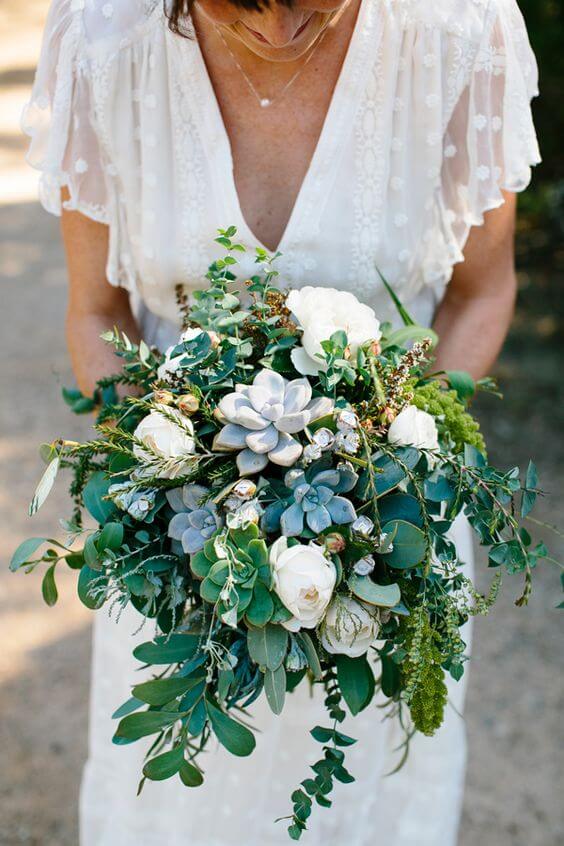 eucalyptus-succulent-greenery-wedding-bouquet-mrs2be