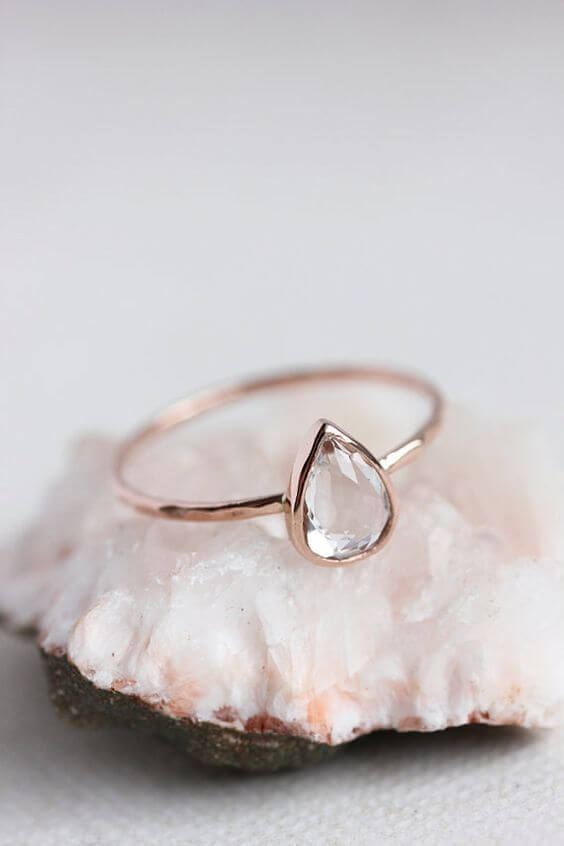 teardrop-rose-gold-engagement-ring-buzzfeed