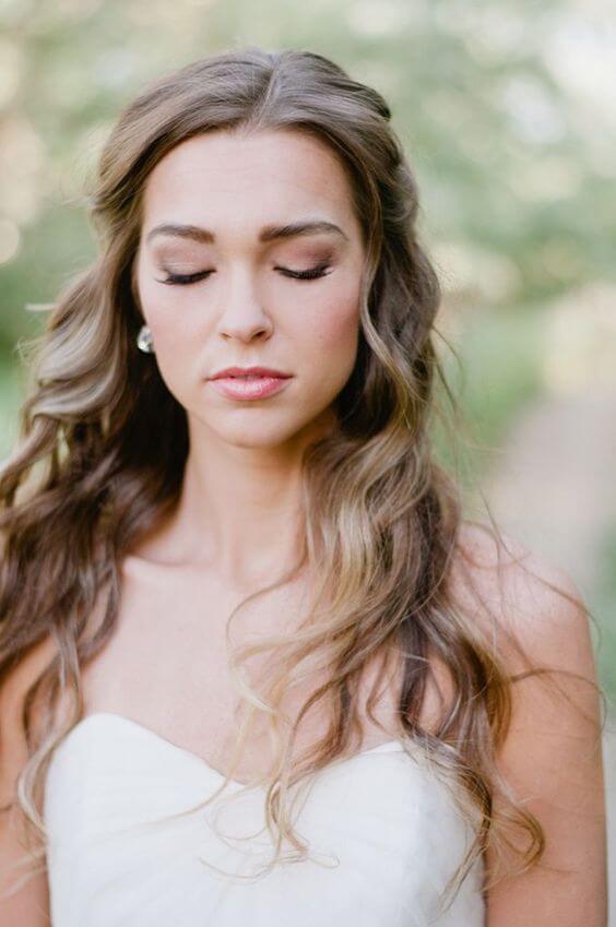 20 Perfect Half Up Half Down Hairstyles for the Bride | weddingsonline