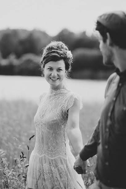 11-Whimsical-Wedding-Rembo-Styling-Real-Bride-mrs2be