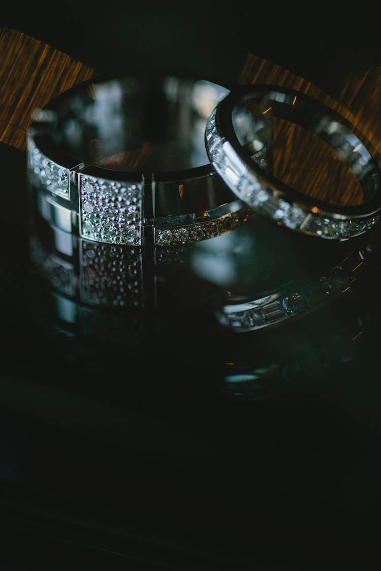 1-intimate-St-Kilda-outdoor-wedding-wedding-rings