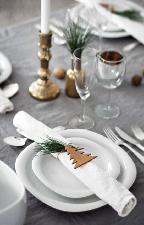 Wedding-Table-Setting-Christmas-DIY