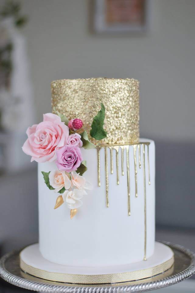 Winter-Wedding-Cake-Metallic-Gold-Drip-Dali-Cupcakes-Counting-Ireland