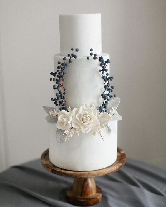 Winter-Wedding-Cake-White-Blueberries-Tall