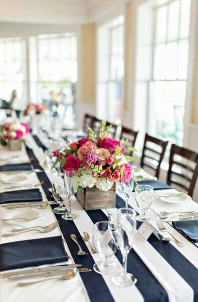 table runners and garlands