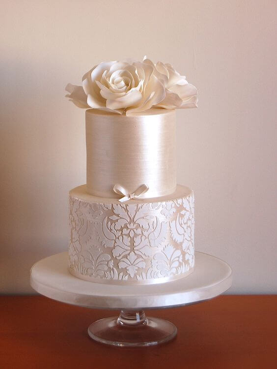 Lustre Wedding Cake
