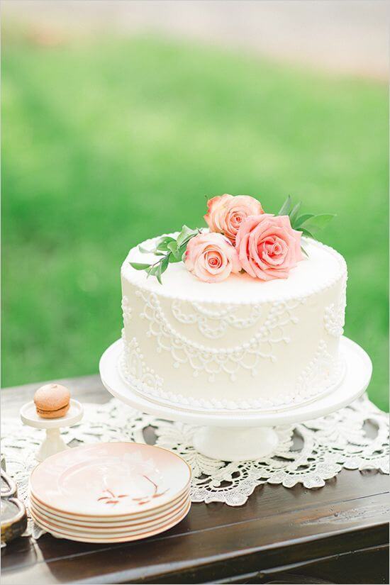 Lace wedding cakes