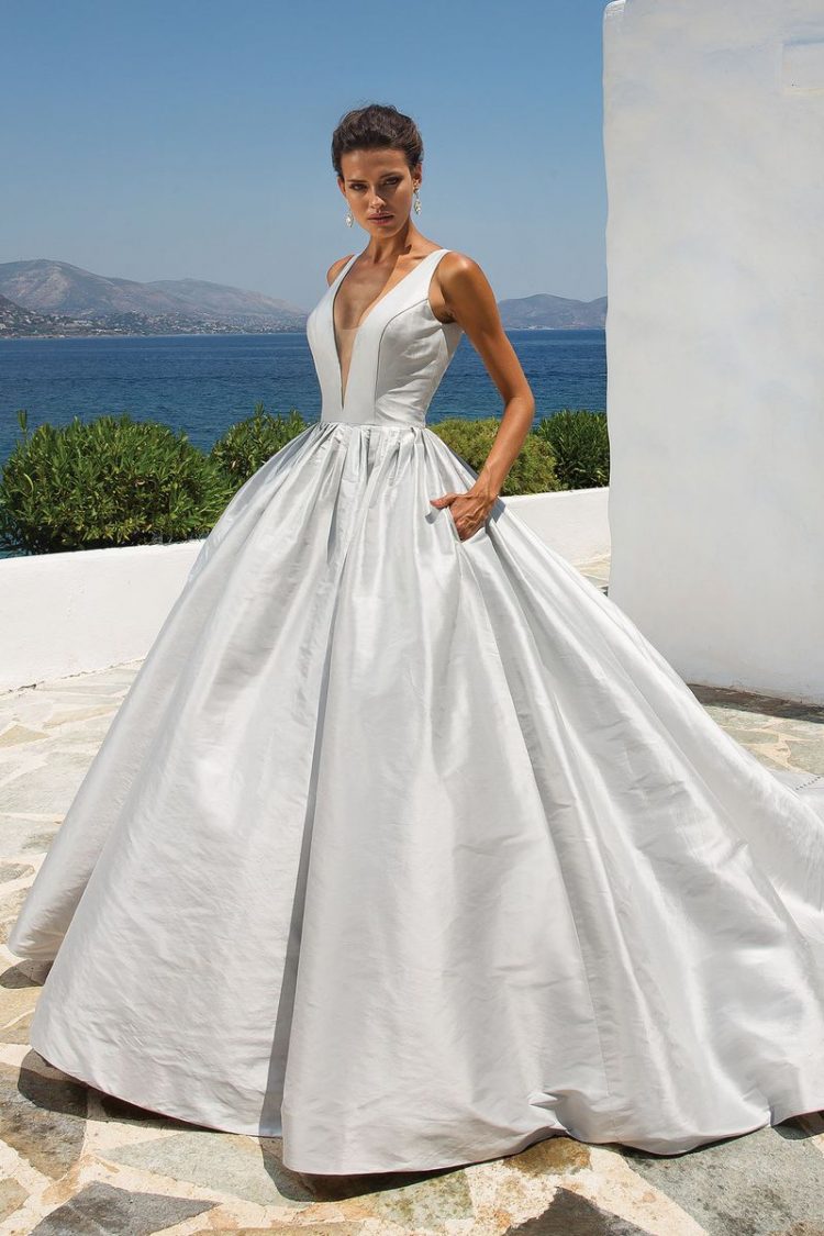 wedding dress with pockets