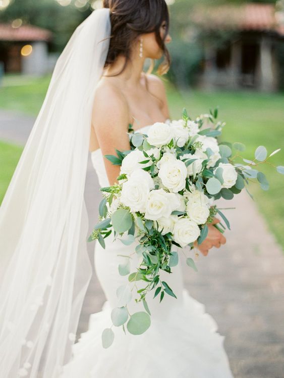 All White Wedding Bouquets