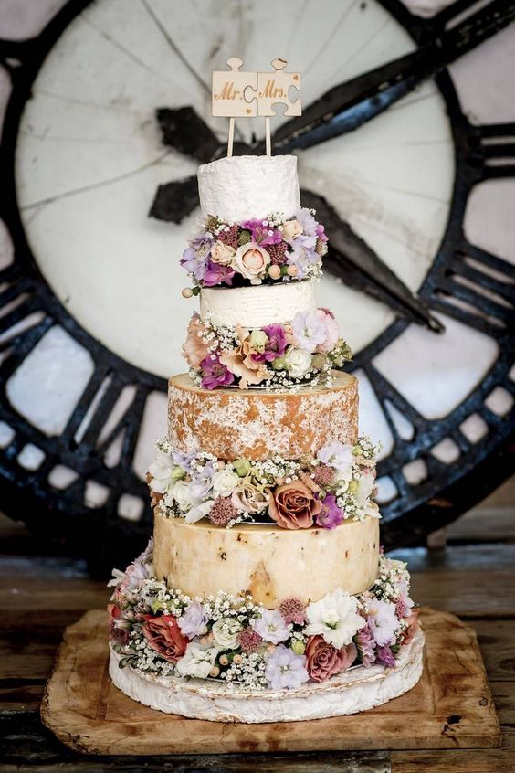 Mrs2be.ie Loves: Wedding Cheese Cakes