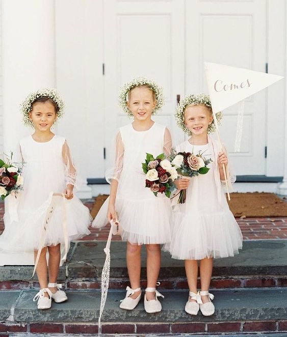 11 Sweet Ideas For Spring Flower Girls | weddingsonline